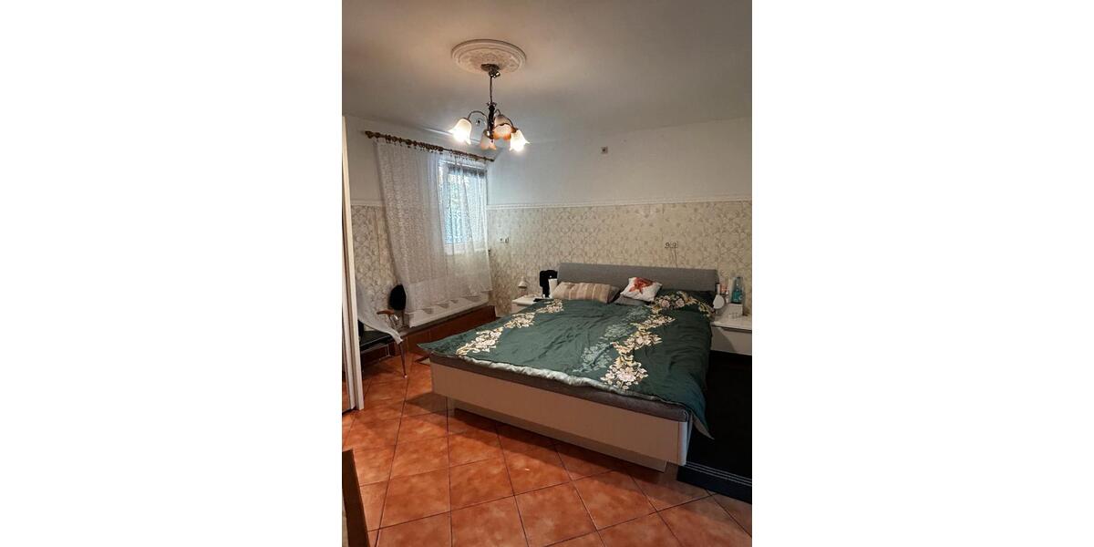 Einfamilienhaus Gaggenau - 8.5 Zimmer, 233 m&sup2;, 510.000&euro; | Angebot:26961266