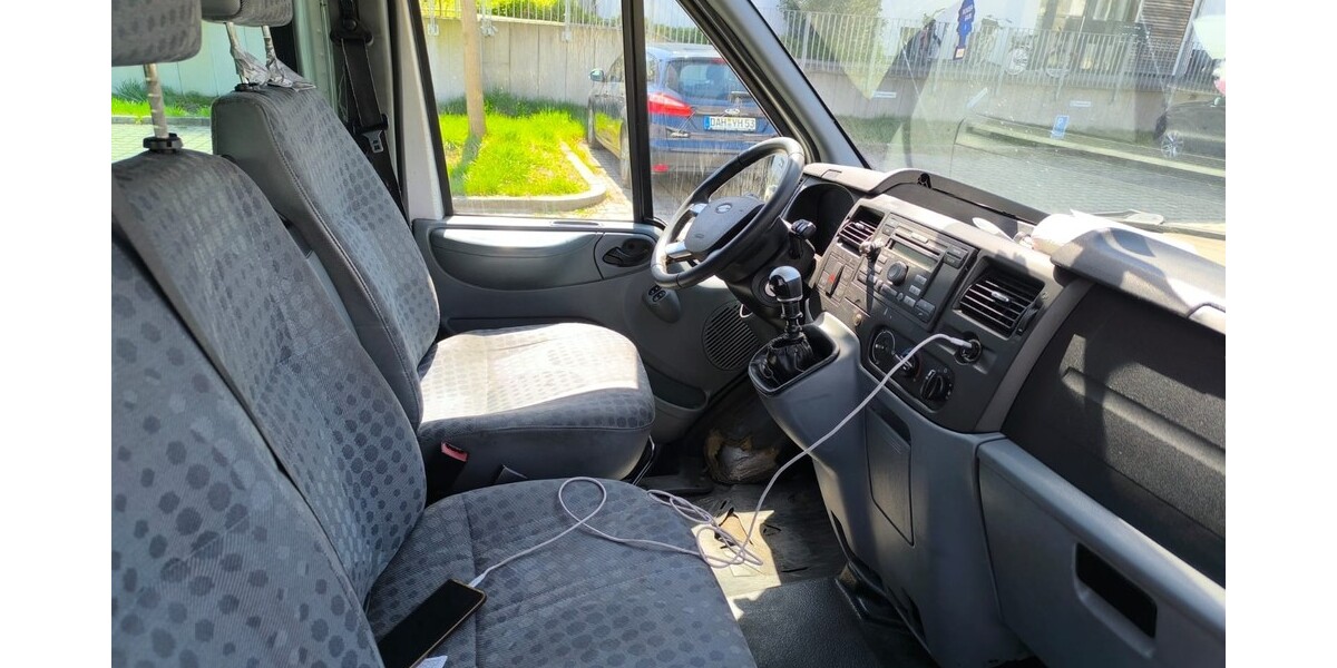 Ford Transit 483.000 km 1.890 &euro; Karlsfeld 85757