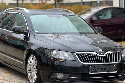 Skoda Superb 169.744 km 12.950 &euro; Berlin 14167
