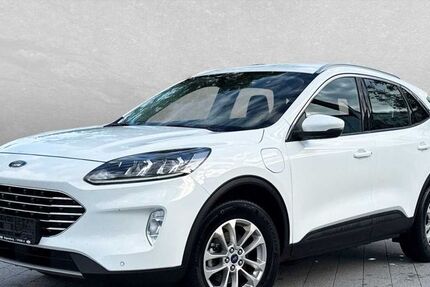 Ford Kuga 42.500 km 24.125 &euro; Regensburg 93059