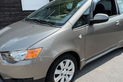 Mitsubishi Colt 36.700 km 8.499 € Rheda-Wiedenbrück 33378