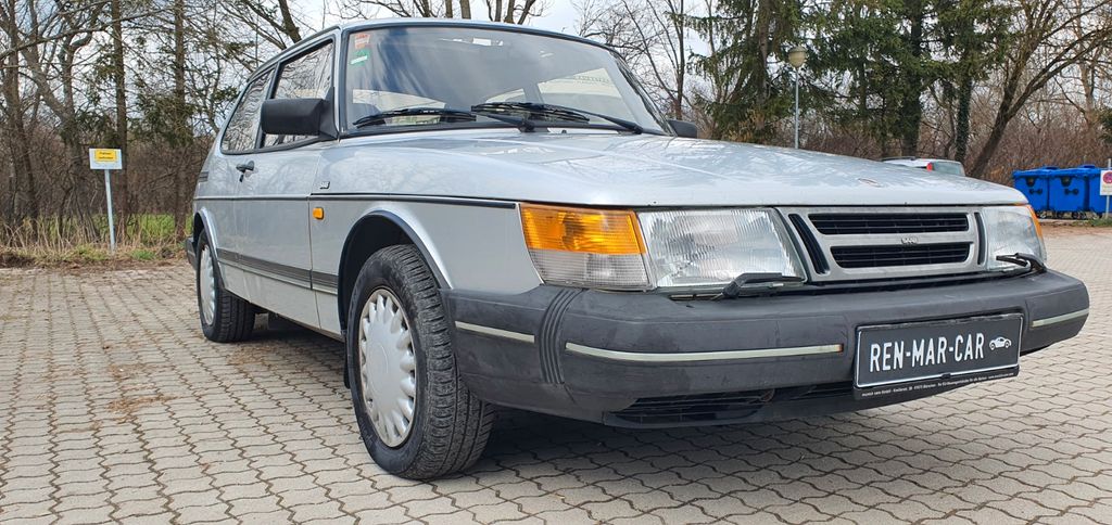 Saab 900 149.227 km 4.999 &euro; Olching 82140