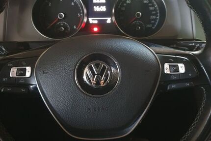 VW Golf 175.000 km 7.500 &euro; Wefensleben 39365