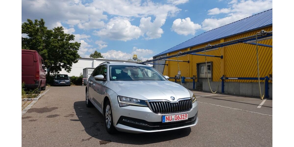 Skoda Superb 111.000 km 18.999 &euro; Neu-Ulm 89231