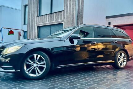 Mercedes-Benz E 220 213.000 km 14.600 &euro; Wieren 29559