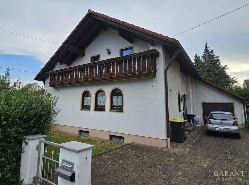 Haus zum Kaufen in Ichenhausen 580.000 € 200 m²
