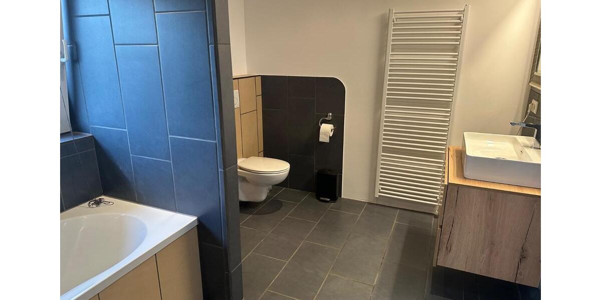 Bauernhaus, Landhaus Högel - 10 Zimmer, 291 m&sup2;, 545.000&euro; | Angebot:26464988
