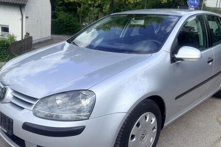 VW Golf 125.000 km 3.300 &euro; Regensburg 93057
