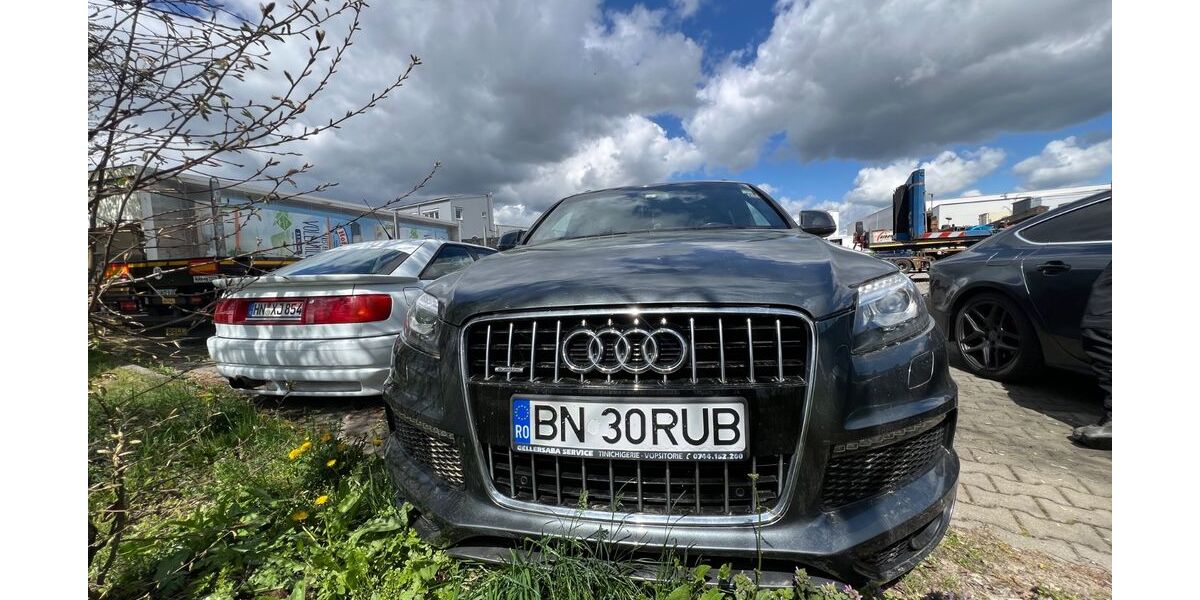 Audi Q7 302.600 km 9.500 &euro; künzelsau 74653