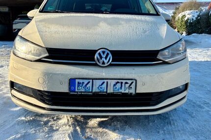 VW Touran 270.000 km 7.900 &euro; Wakendorf 24558