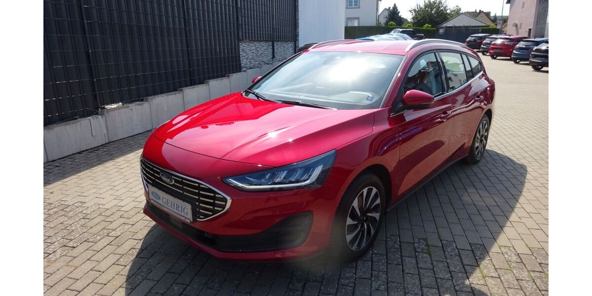 Ford Focus 7.159 km 25.990 € Tauberbischofsheim 97941