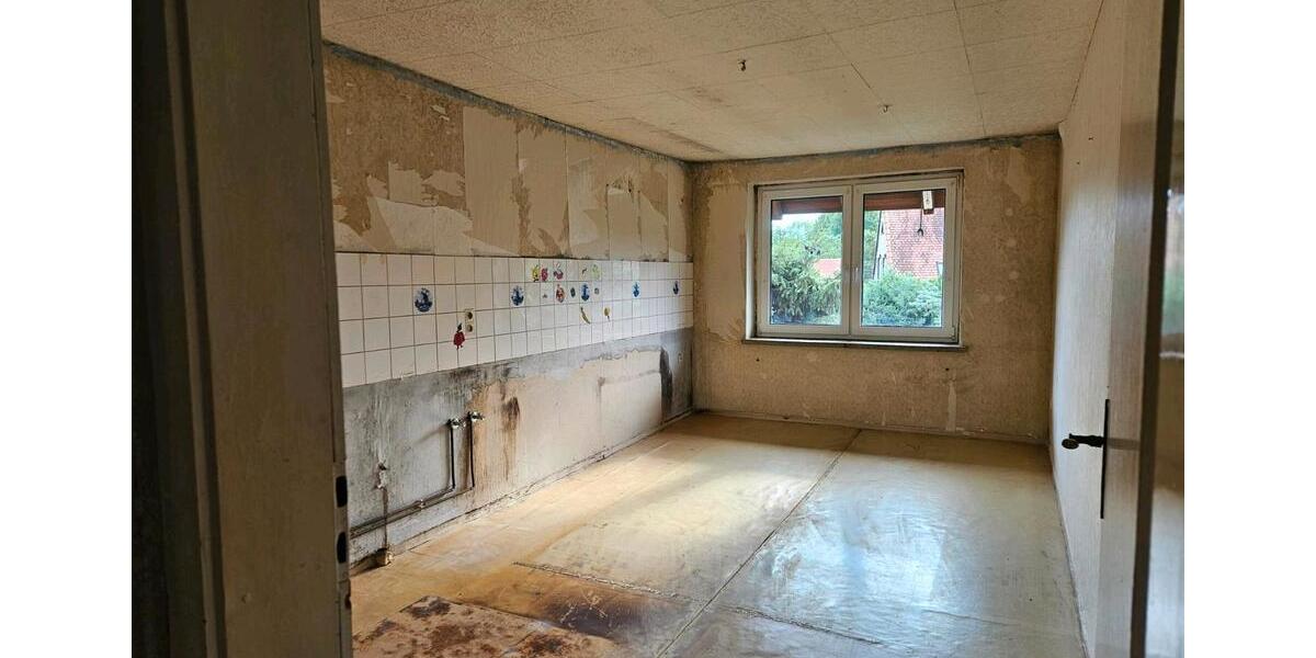 Etagenwohnung Arnstein - 4 Zimmer, 96 m&sup2;, 20.000&euro; | Angebot:27170079