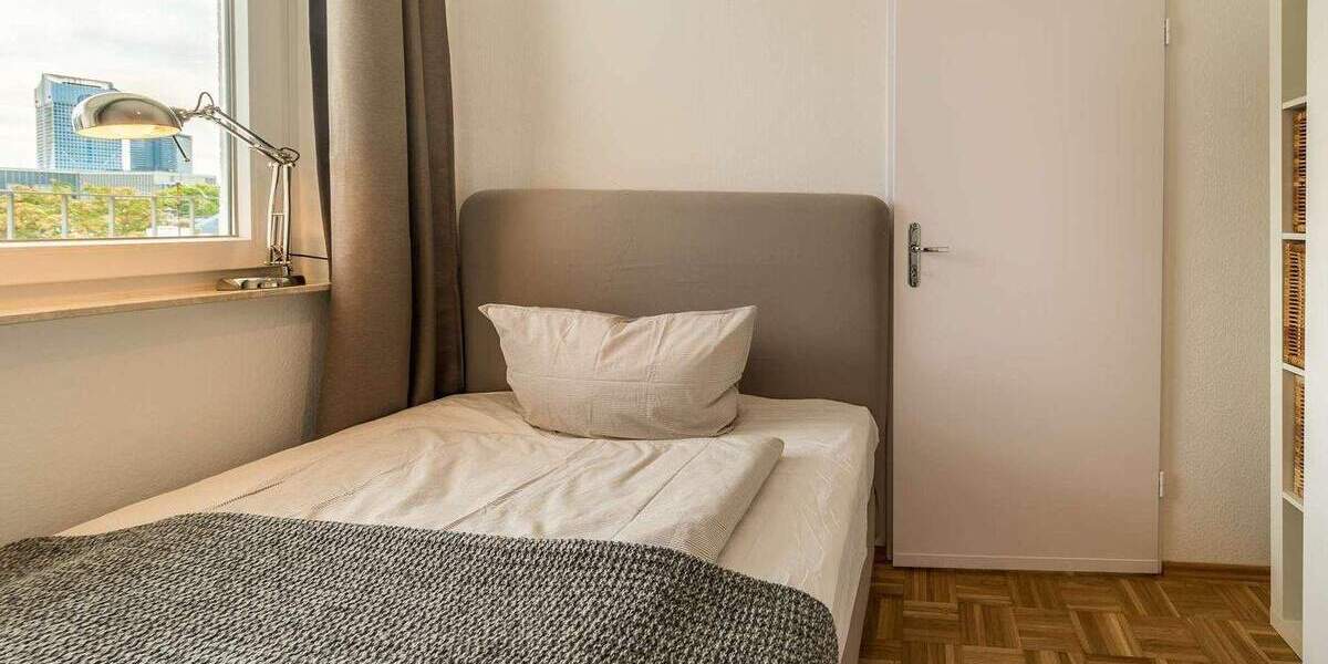 Etagenwohnung Frankfurt am Main Westend-Süd - 2 Zimmer, 45 m&sup2;, 1.820&euro; | Angebot:25458975