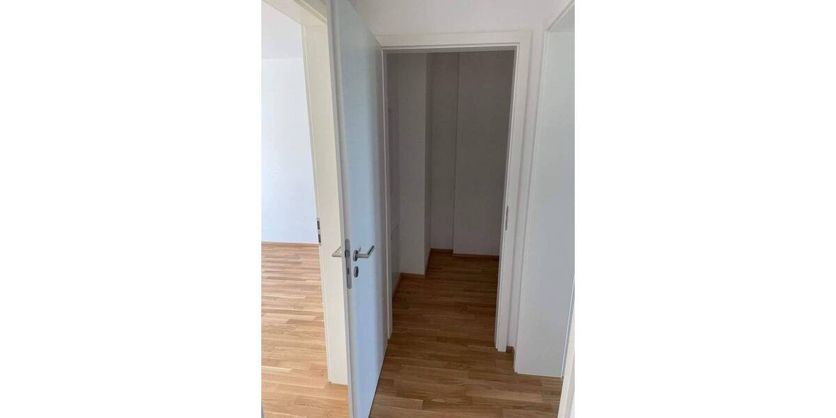 Etagenwohnung Schweinfurt Musikerviertel und amerik. Siedlung - 3 Zimmer, 98 m&sup2;, 1.010&euro; | Angebot:26887118