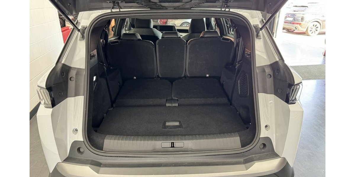 Peugeot 5008 145 Mild Hybrid Allure7 Sitzer LED CAM 18.200 km 27.520 &euro; Lich 35423