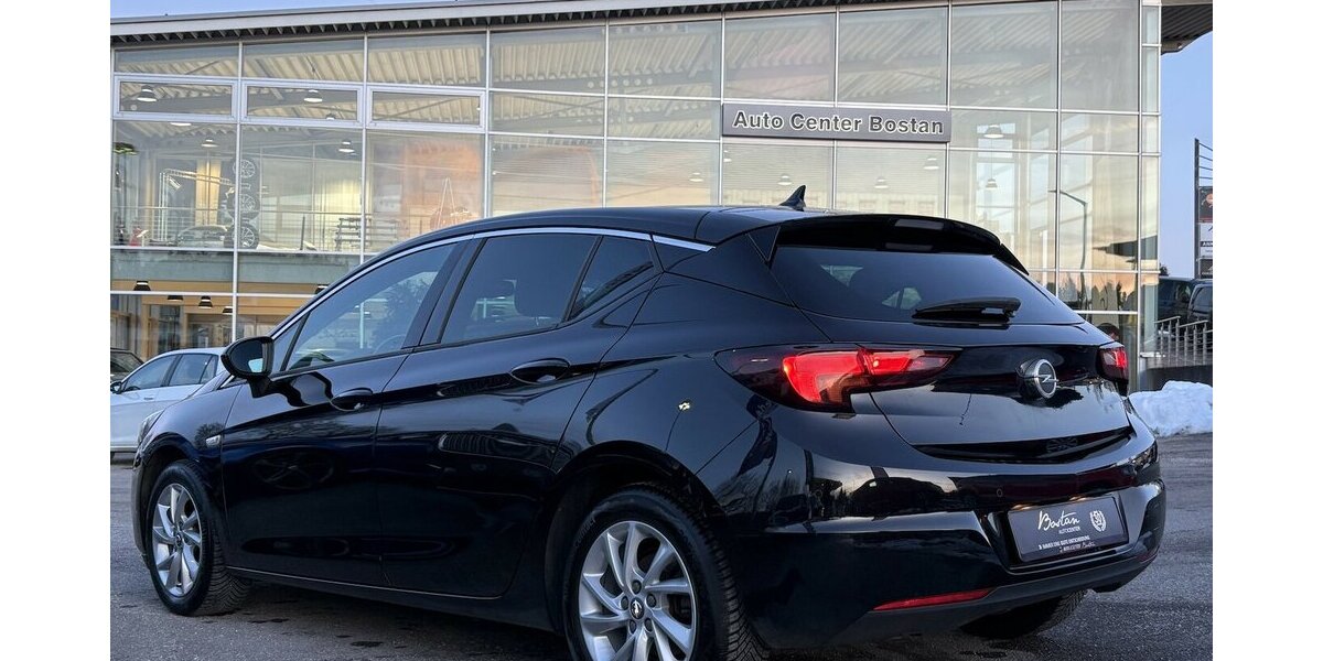 Opel Astra 1.2 K Lim. NAVI/SHZ/DAB/AHK/ACC/CARPLAY 48.063 km 14.900 &euro; Villingen-Schwenningen 78054