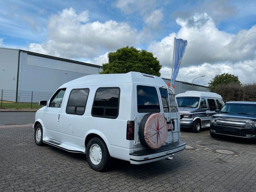 Chevrolet Astro 149.000 km 8.900 € Barmstedt 25355