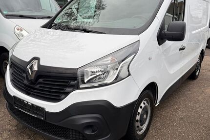 Renault Trafic 120.962 km 7.999 &euro; Recklinghausen 45661
