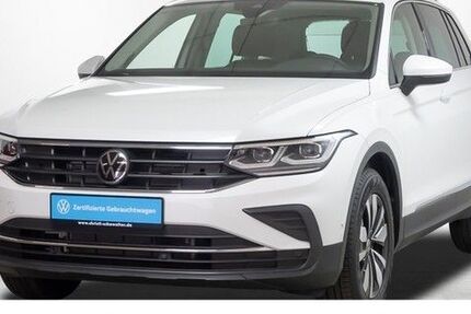 VW Tiguan 31.000 km 38.447 &euro; München 81476