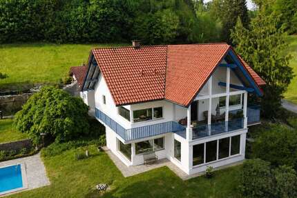 Haus Reischach - 6 Zimmer, 250 m&sup2;, 1.420.000&euro; | Angebot:27345516