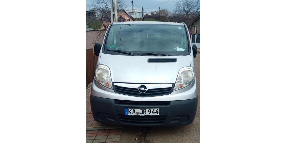 Opel Vivaro 168.500 km 5.000 &euro; Karlsruhe 76139