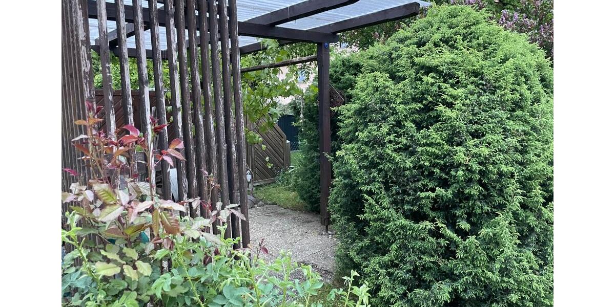 Doppelhaushälfte Villingen-Schwenningen Schwenningen - 9.5 Zimmer, 202 m&sup2;, 480.000&euro; | Angebot:25882358