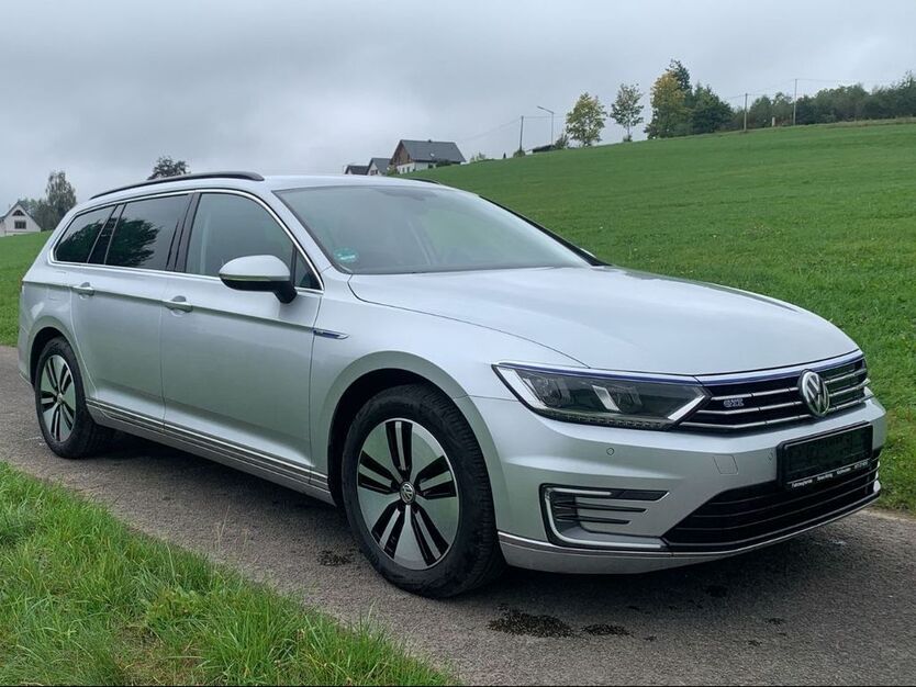 VW Passat Variant 148.000 km 14.490 € Kirchhundem 57399