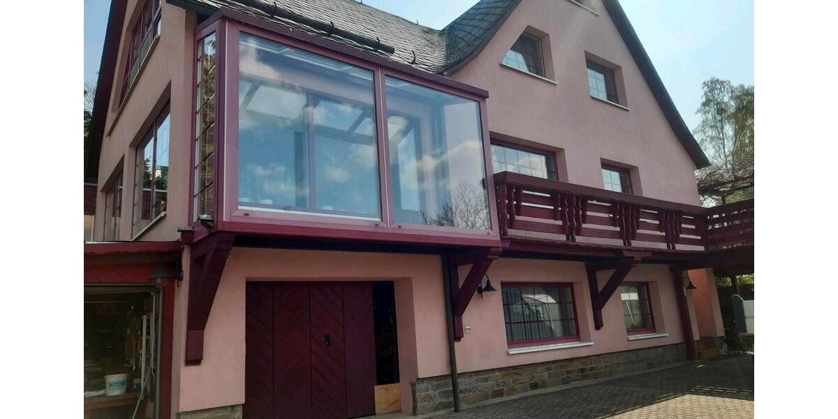 Charmantes Einfamilienhaus mit großem Garten, Pool und Sauna 10 zimmer