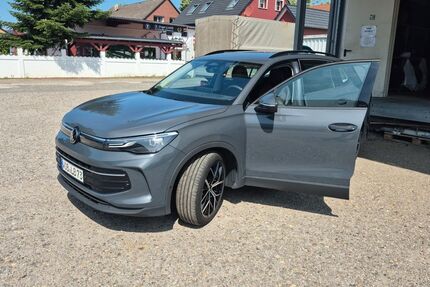 VW Tiguan 21.000 km 37.199 € Bingen 72511