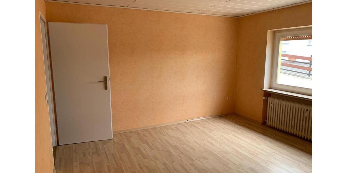 Erdgeschoßwohnung Pohlheim - 3 Zimmer, 75 m&sup2;, 870&euro; | Angebot:26397945