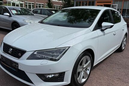 Seat Leon 104.450 km 13.490 &euro; Magdeburg 39124