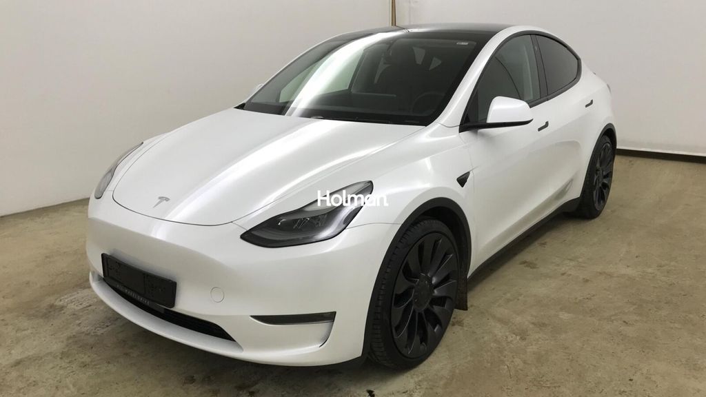 Tesla Model Y 97.113 km 33.406 &euro; Eschborn 65760