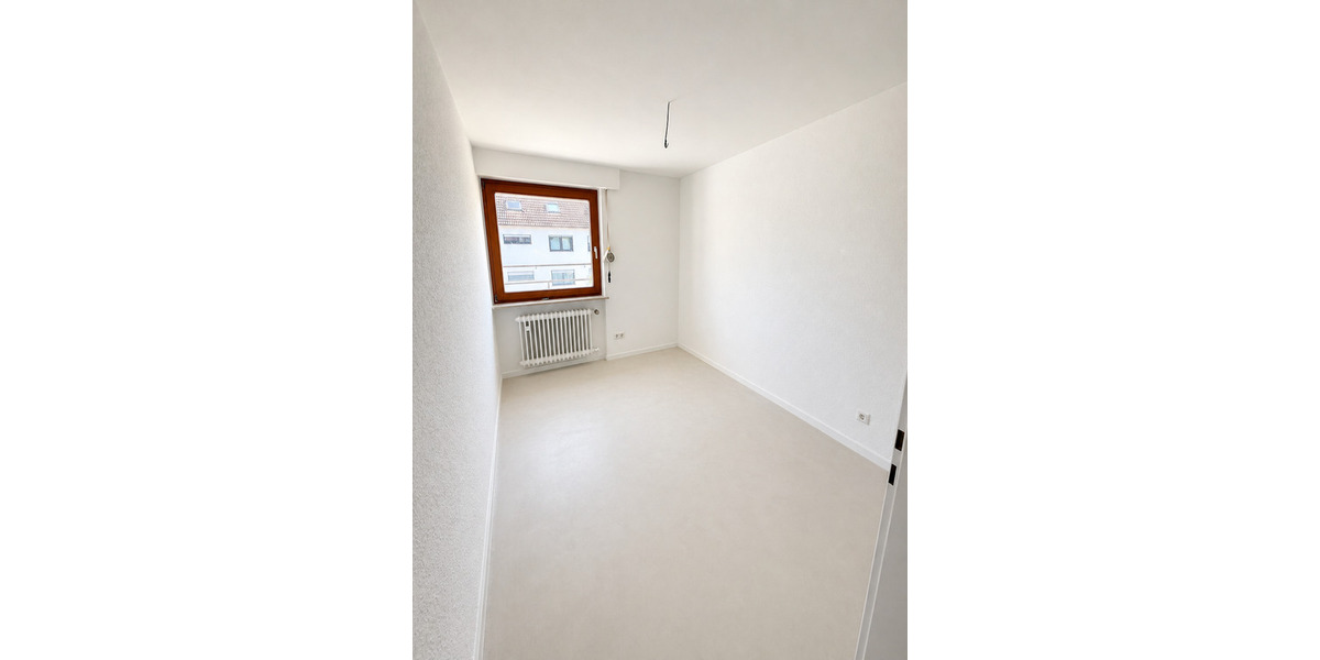 Mehrfamilienhaus, Wohnhaus Filderstadt Bernhausen - 6 Zimmer, 155 m&sup2;, 1.950&euro; | Angebot:26378203
