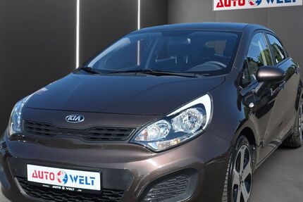 Kia Rio 65.200 km 7.990 &euro; Sandersdorf Brehna 06796
