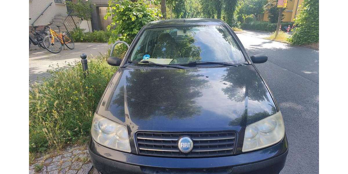 Fiat Punto 192.900 km 1.000 &euro; Berlin (Germany) 15262