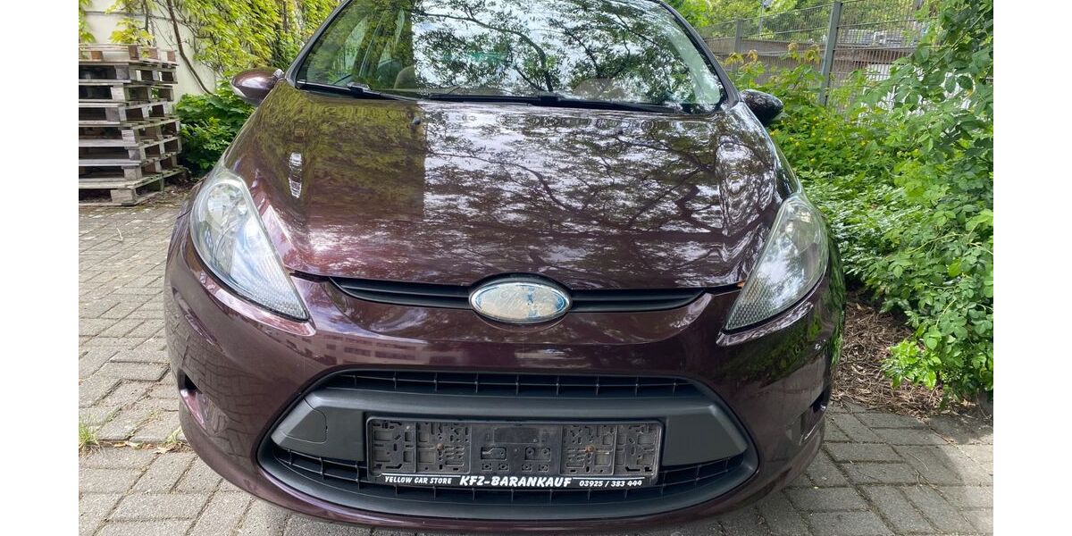 Ford Fiesta 129.427 km 3.999 &euro; Berlin 12349
