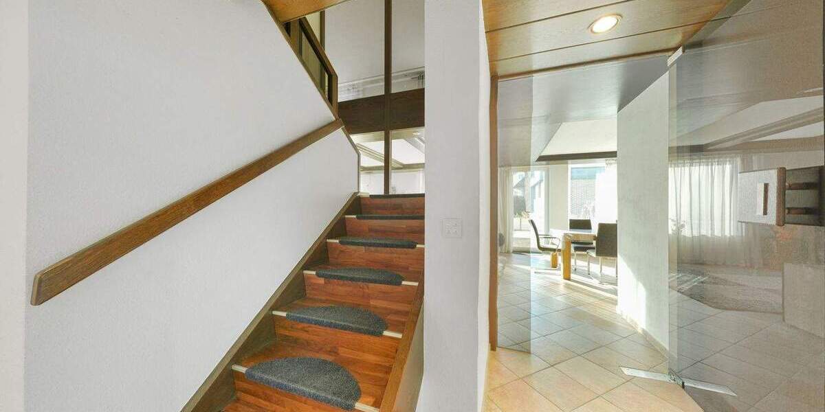 Etagenwohnung Remseck Neckarrems - 7 Zimmer, 226 m&sup2;, 799.000&euro; | Angebot:24847873