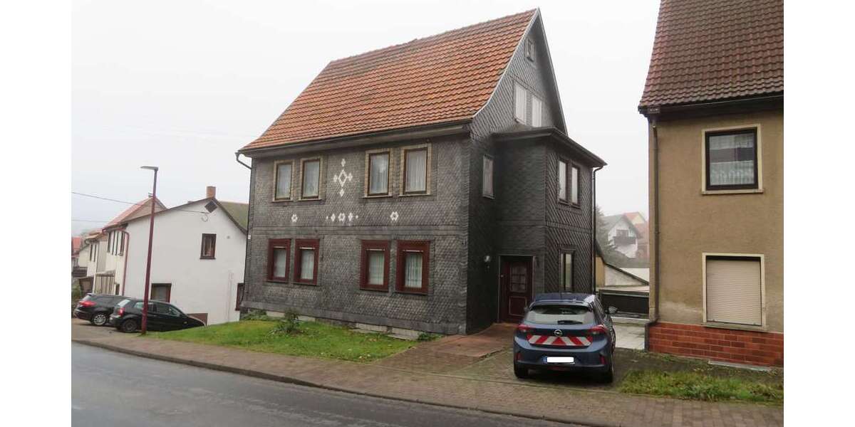 Einfamilienhaus Brotterode-Trusetal Trusetal - 6 Zimmer, 140 m&sup2;, 60.000&euro; | Angebot:25632103