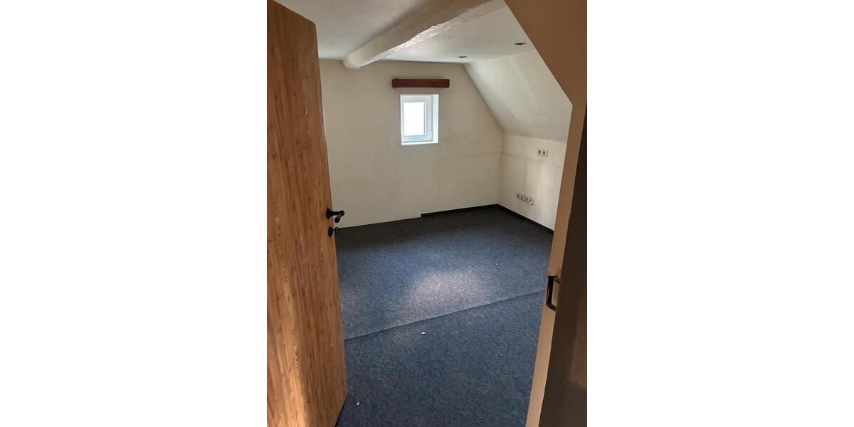 Einfamilienhaus Ebersbach-Neugersdorf Neugersdorf - 5 Zimmer, 80 m&sup2;, 20.000&euro; | Angebot:27119558