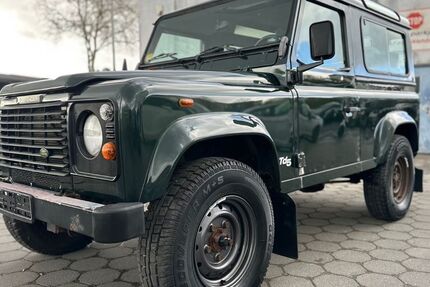 Land Rover Defender 142.000 km 14.999 &euro; Elz 65604
