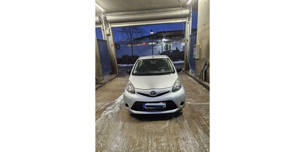 Toyota Aygo 159.900 km 2.890 &euro; Ebersberg 85560