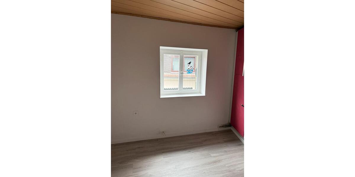 Mehrfamilienhaus, Wohnhaus Hagen Hagen-Nord - 3 Zimmer, 82 m&sup2;, 115.000&euro; | Angebot:24786975