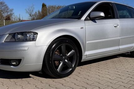 Audi A3 299.899 km 3.499 &euro; München 81825