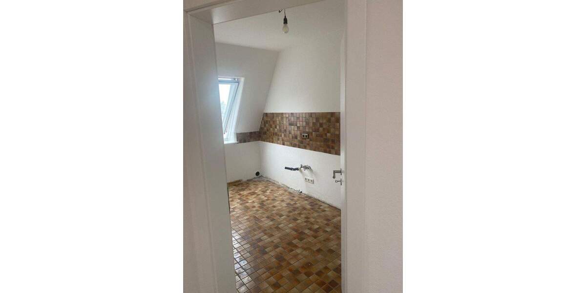 Helle 3-Zimmer-Wohnung in zentraler Lage inkl. Garage - Blumenthal - WG-geeignet 3 zimmer