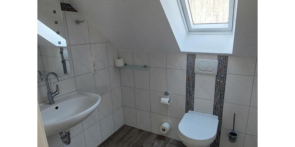 Einfamilienhaus Ostrhauderfehn - 4 Zimmer, 190 m&sup2;, 1.400&euro; | Angebot:26284220