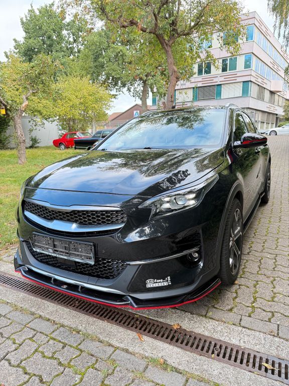 Kia XCeed 61.000 km 22.300 € Bremen 28207