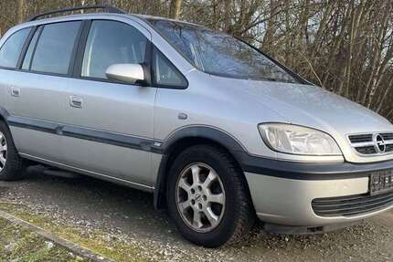 Opel Zafira 121.000 km 2.490 &euro; Bremen 28197