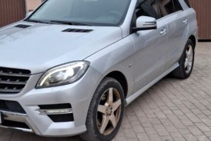 Mercedes-Benz ML 350 238.000 km 15.500 &euro; Hambach 97456
