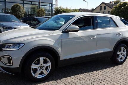 VW T-Roc 23.300 km 18.490 &euro; Monschau (bei Aachen) 52156