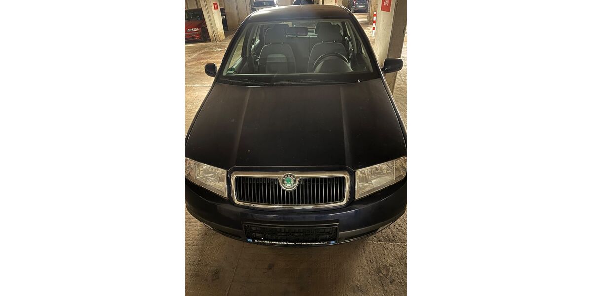 Skoda Fabia 58.000 km 2.500 &euro; Bremen 28325